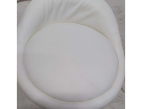 Krzesło taboret kosmetyczny fryzjerski biały Outlet - 2