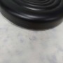 Taboret kosmetyczny okrągły fryzjerski hoker stołek czarny Outlet - 3